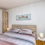 Apartment Oliva Radmani